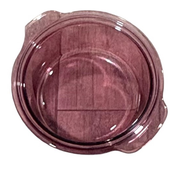 Cranberry Vision 3.5 Quart Round Covered
Casserole Please Read - Picture 2 of 5